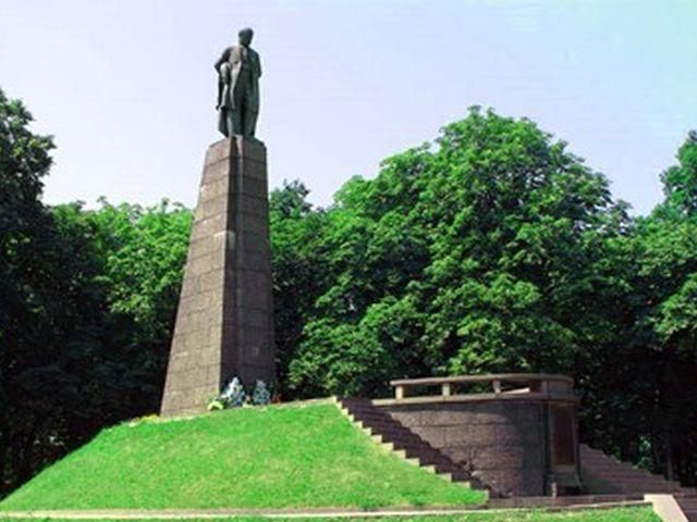 У Мінкульті хочуть реконструювати дороги до культурних пам'яток У Мінкульті хочуть реконструювати дороги до культурних пам'яток