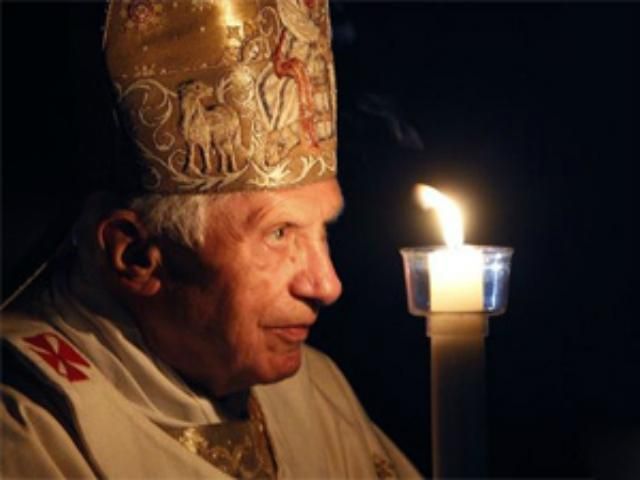 Папа зрікся престолу через ситуацію, яка склалася в католицькій церкві, - кардинал Попард