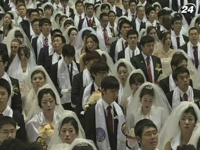 У Південній Кореї одночасно побралися понад 3,5 тисячі пар