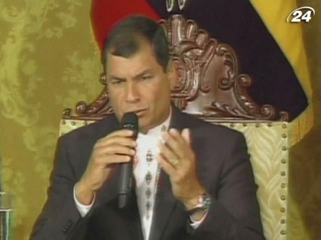 Президентом Эквадора во второй раз избрали Рафаэля Корреа