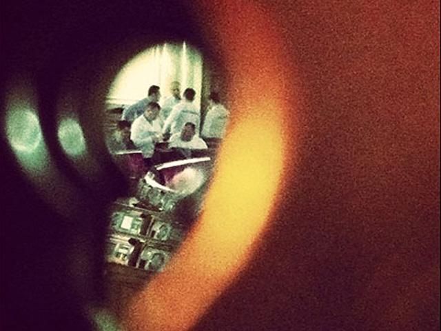 Оппозиционеры переоделись в белое Оппозиционеры переоделись в белое