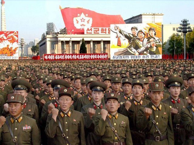 Северная Корея пригрозила Южной "окончательным уничтожением"