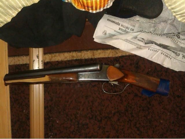 В Донецкой области вооруженный мужчина напал на 2 пенсионерок (Фото) В Донецкой области вооруженный мужчина напал на 2 пенсионерок (Фото)