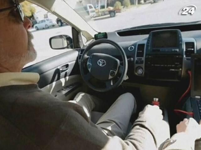 Британські науковці створюють дешевий автомобіль-робот Британські науковці створюють дешевий автомобіль-робот