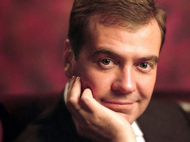Медведев считает, что приговор Pussy Riot жесткий, но справедливый