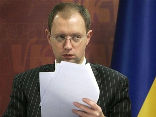 У Рибака "їдять цукерки", а Яценюку "підсовують сухарі" У Рибака "їдять цукерки", а Яценюку "підсовують сухарі"