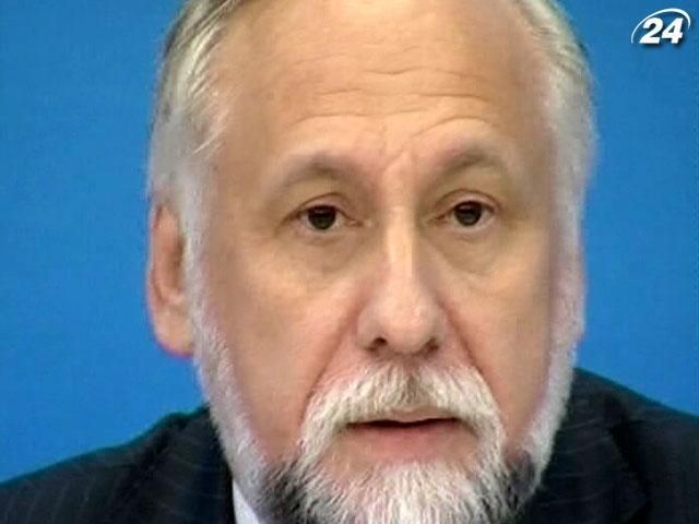 Кармазин хочет отобрать мандаты у еще нескольких депутатов Кармазин хочет отобрать мандаты у еще нескольких депутатов