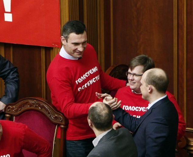 Ляшко говорит, что Кличко разблокировал Раду по требованию Ангелы Меркель Ляшко говорит, что Кличко разблокировал Раду по требованию Ангелы Меркель