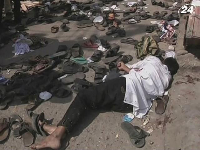 Поліція розстріляла демонстрацію в Бангладеш: є загиблі та поранені Поліція розстріляла демонстрацію в Бангладеш: є загиблі та поранені