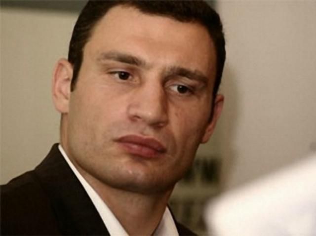 Кличко: Янукович і його уряд довели, що неспроможні працювати для людей Кличко: Янукович і його уряд довели, що неспроможні працювати для людей