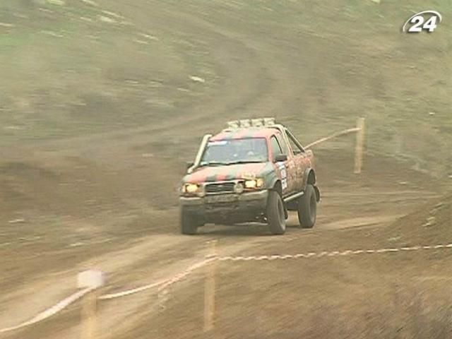 В Крыму стартовали соревнования по джип-спринту В Крыму стартовали соревнования по джип-спринту