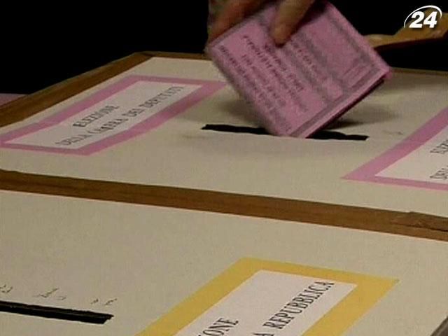 В Италии - второй день досрочных парламентских выборов В Италии - второй день досрочных парламентских выборов