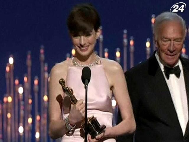 У США традиційно роздали “Оскари” (Відео) У США традиційно роздали “Оскари” (Відео)