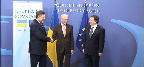 Атмосфера на Саміті Україна-ЄС прохолодна (Фото) Атмосфера на Саміті Україна-ЄС прохолодна (Фото)