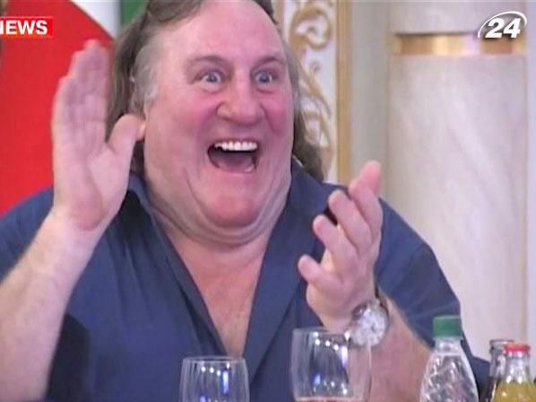 “Почесному чеченцю” Жерару Депардьє подарували 5-кімнатну квартиру “Почесному чеченцю” Жерару Депардьє подарували 5-кімнатну квартиру