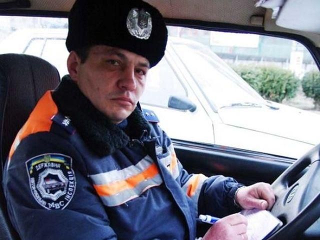 В Одесі ДАішник розмовляє із водіями віршами (Відео) В Одесі ДАішник розмовляє із водіями віршами (Відео)