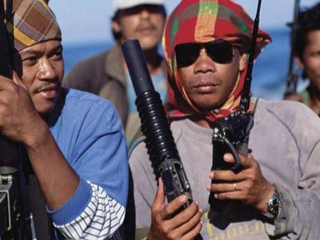 У Нігерії звільнили викрадених раніше українців У Нігерії звільнили викрадених раніше українців