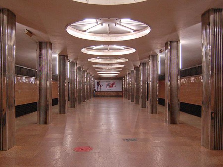 У київському метро зупинявся рух У київському метро зупинявся рух