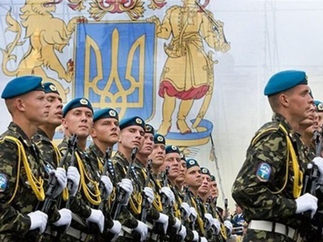 Армия станет контрактной аж в 2017-м Армия станет контрактной аж в 2017-м