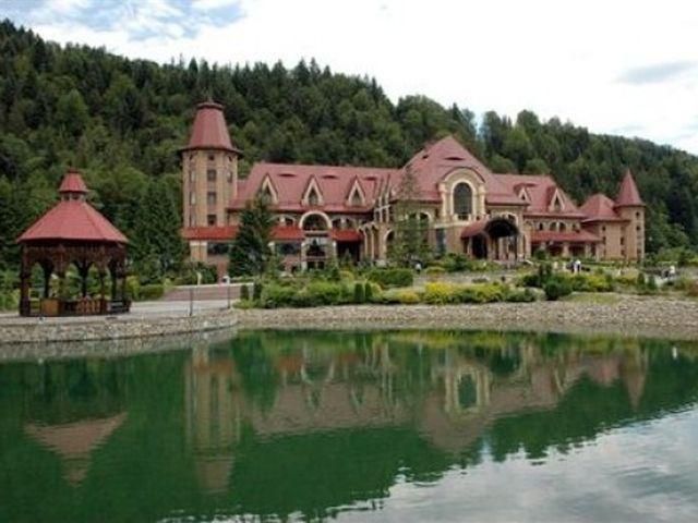 На президентскую резиденцию потратили очередные 1,5 миллиона На президентскую резиденцию потратили очередные 1,5 миллиона