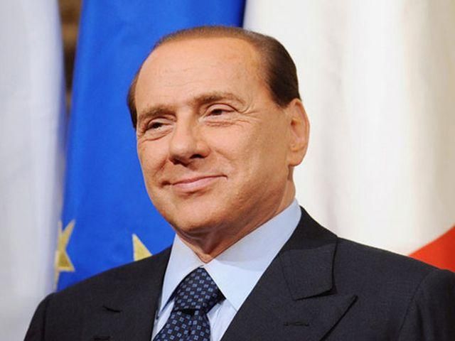 Берлускони подозревают в подкупе сенатора перед выборами Берлускони подозревают в подкупе сенатора перед выборами