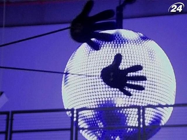 В Лондоне открылась ярмарка кинетического искусства В Лондоне открылась ярмарка кинетического искусства