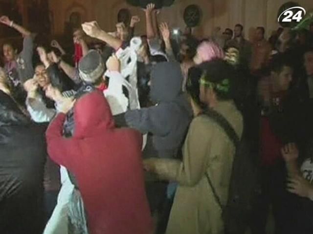 Єгиптяни станцювали Harlem Shake проти Мурсі Єгиптяни станцювали Harlem Shake проти Мурсі