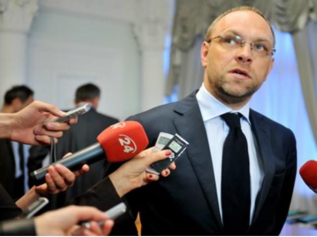 Власенко думает, что его могут арестовать в ночь на субботу Власенко думает, что его могут арестовать в ночь на субботу