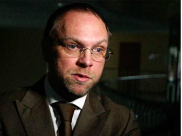 Однофамілець Щербаня вкрав з його рахунків понад 2 млн доларів, - Власенко Однофамілець Щербаня вкрав з його рахунків понад 2 млн доларів, - Власенко