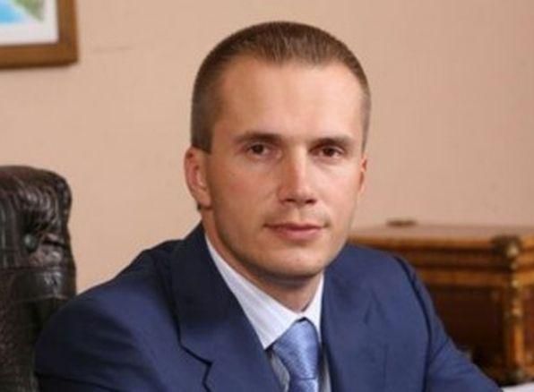 Янукович про мільярди свого сина: Він звик багато працювати Янукович про мільярди свого сина: Він звик багато працювати