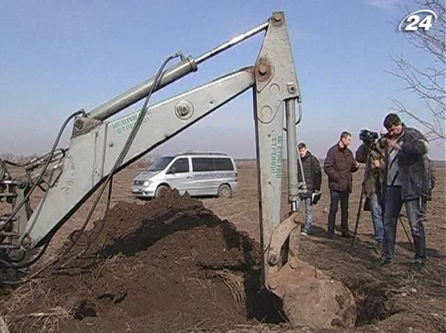 На кордоні з Росією виявили 2 нелегальні трубопроводи На кордоні з Росією виявили 2 нелегальні трубопроводи