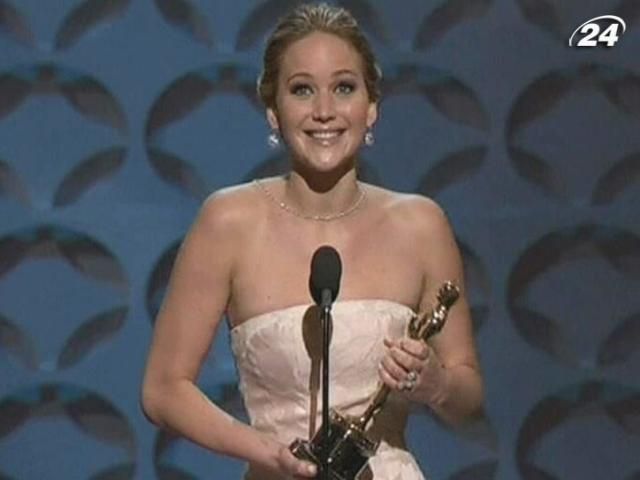 Гардероб Лоуренс из фильма "Мой парень - псих" продали за $ 12 тысяч Гардероб Лоуренс из фильма "Мой парень - псих" продали за $ 12 тысяч