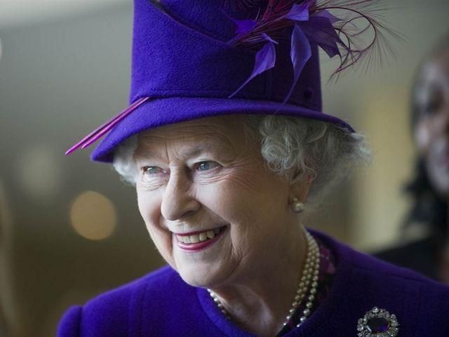 Королева Великобританії потрапила до лікарні