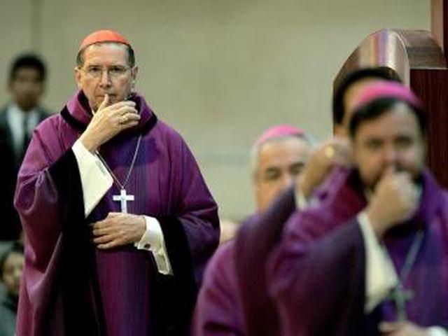 Католические кардиналы со всего мира собрались для консультаций