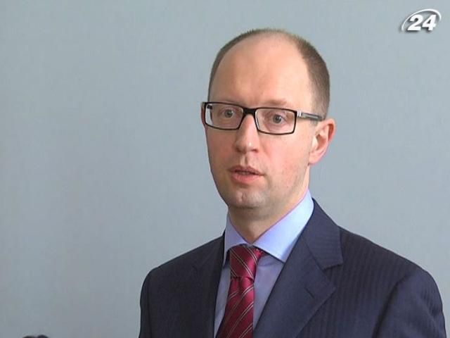 Опозиція вимагає не відбирати мандат у Власенка Опозиція вимагає не відбирати мандат у Власенка