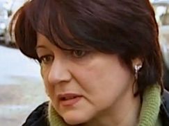 Украинка шьет сутану для нового Папы Римского