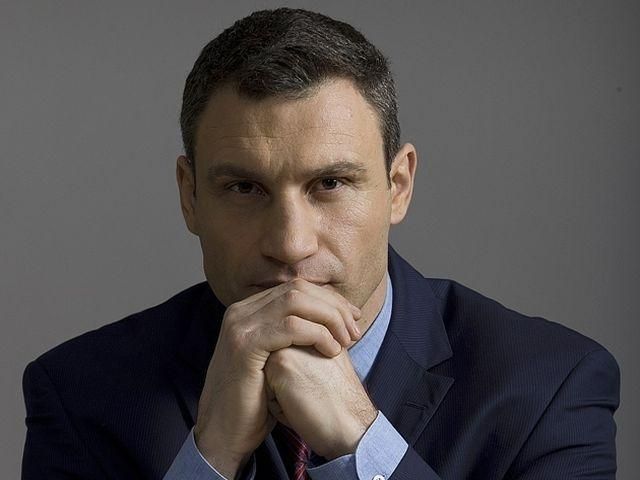 Кличко требует, чтобы Янукович ответил на вопросы депутатов Кличко требует, чтобы Янукович ответил на вопросы депутатов