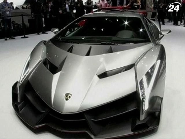 Женевский автосалон стартовал: сверхскоростные, роскошные и эксклюзивные авто (Видео) Женевский автосалон стартовал: сверхскоростные, роскошные и эксклюзивные авто (Видео)