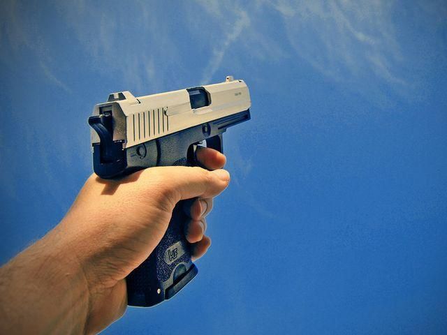 Стрельба в Запорожье: есть раненые Стрельба в Запорожье: есть раненые