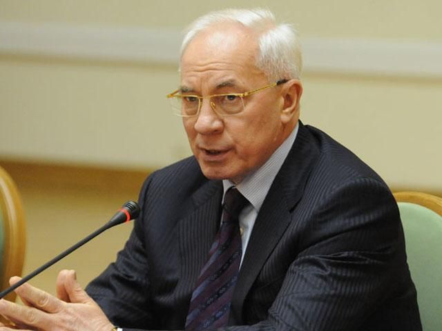 Азаров по телефону поговорив з Медведєвим про газ і Митний союз Азаров по телефону поговорив з Медведєвим про газ і Митний союз