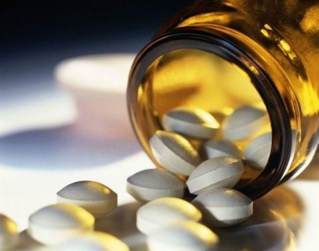 Три девочки из Крыма попали в реанимацию из-за неизвестных таблеток Три девочки из Крыма попали в реанимацию из-за неизвестных таблеток