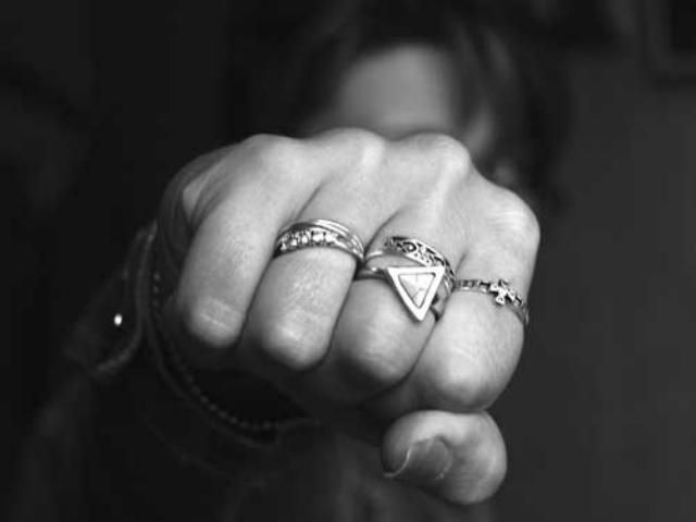 На Донетчине девушки устроили массовую драку: четверо госпитализированы На Донетчине девушки устроили массовую драку: четверо госпитализированы