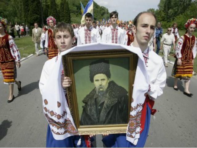 На подготовке к празднованию юбилея Шевченко "отмывают" деньги, - Томенко На подготовке к празднованию юбилея Шевченко "отмывают" деньги, - Томенко