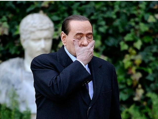 У Берлускони проблемы с глазами