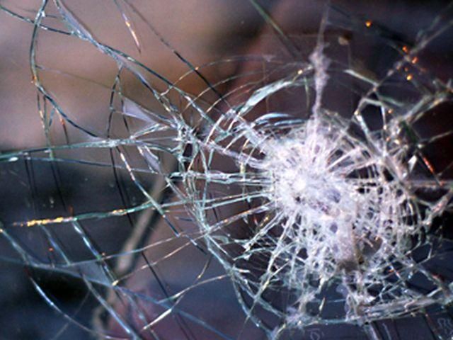 В Індії вантажівка впала в ущелину, загинуло щонайменше 15 людей В Індії вантажівка впала в ущелину, загинуло щонайменше 15 людей