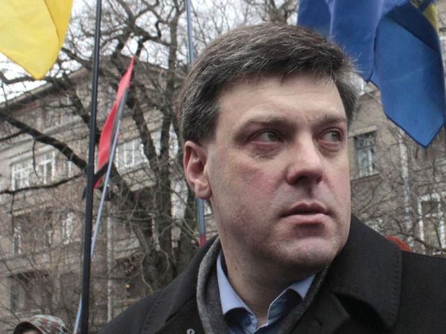 Тягнибок уверен, что победит Януковича во втором туре выборов