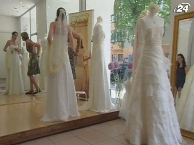Українка Анна Угрюмова розробляє в Берліні авторські весільні сукні Українка Анна Угрюмова розробляє в Берліні авторські весільні сукні
