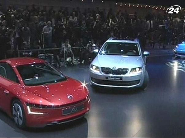 Женевське автошоу - 110 тисяч квадратних метрів нових автомобілів Женевське автошоу - 110 тисяч квадратних метрів нових автомобілів