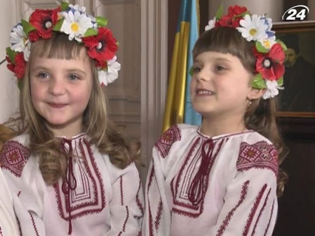 Діти з 22-х країн світу декламують вірші Шевченка Діти з 22-х країн світу декламують вірші Шевченка