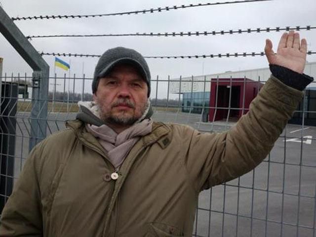 Аэродром в Каневе, построенный за госсредства, объявили частным Аэродром в Каневе, построенный за госсредства, объявили частным